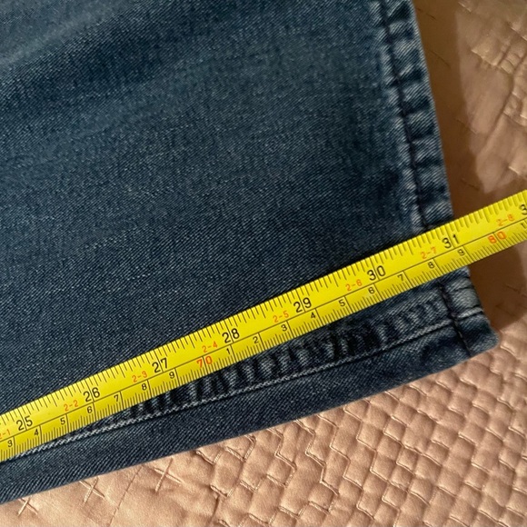 Men’s Select Line BOSS Jeans.  Size 36” - Picture 7 of 8
